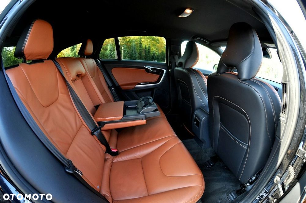 Volvo V60 - 11