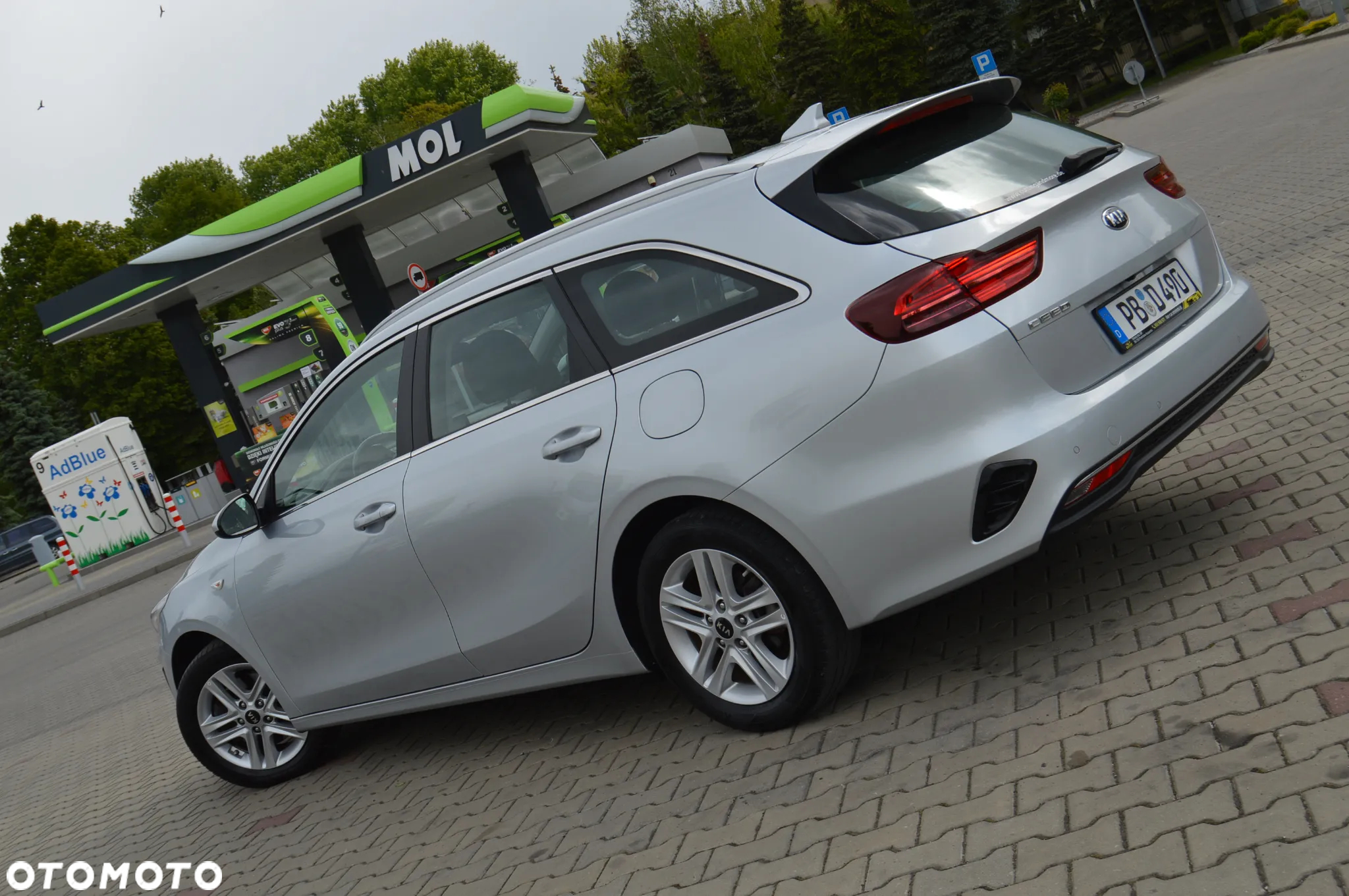 Kia Ceed 1.0 T-GDI SW ISG Platinum Edition - 24