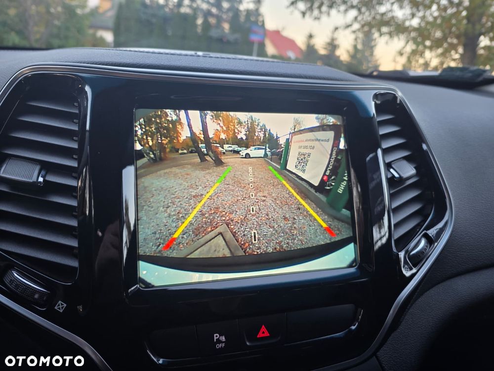 Jeep Cherokee 2.0 GME Active Drive I Limited - 17