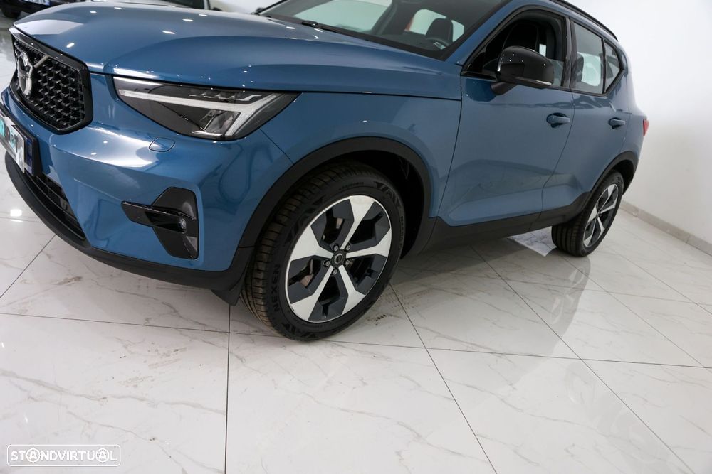 Volvo XC 40 2.0 B3 Plus Dark - 6