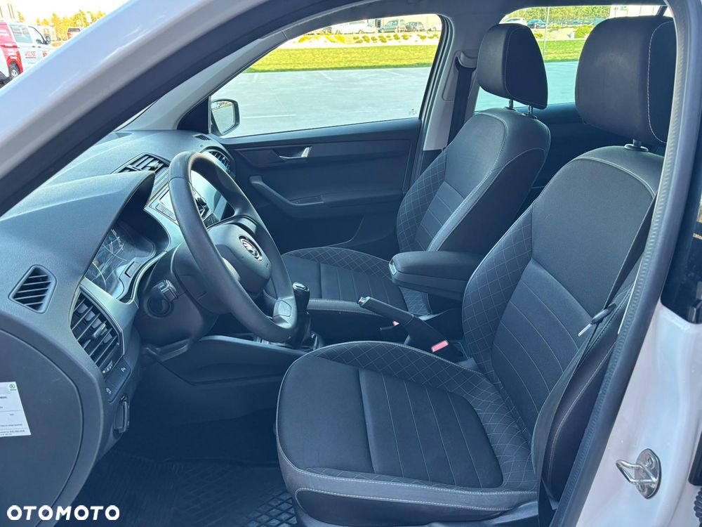 Skoda Fabia 1.0 TSI Ambition - 11
