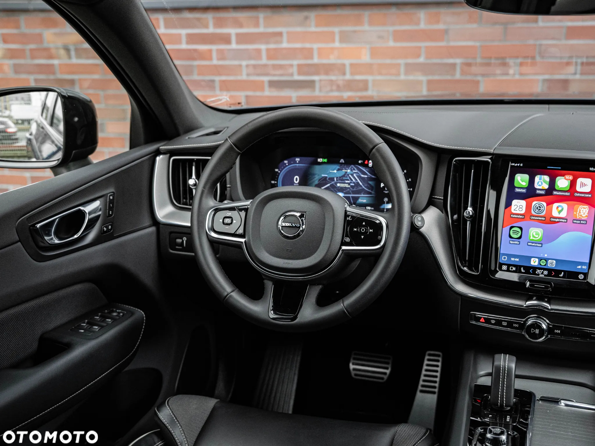 Volvo XC 60 B4 B Plus Dark - 31