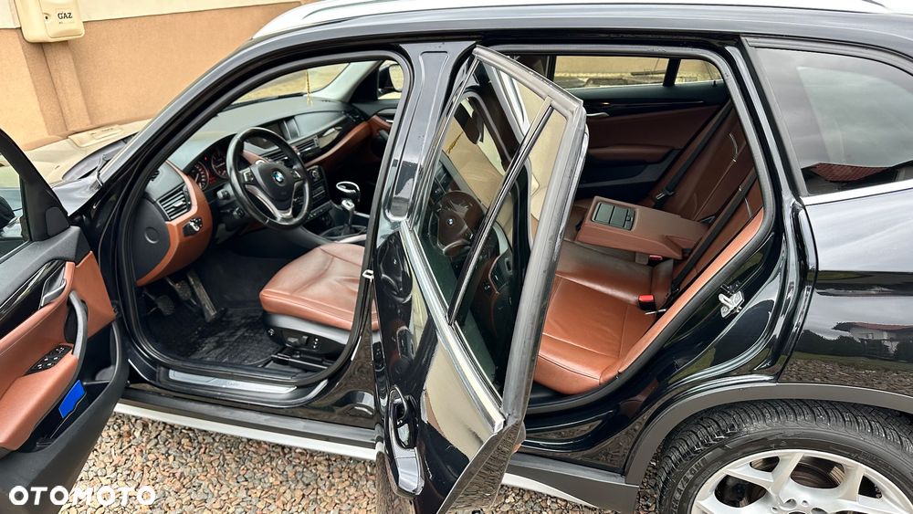 BMW X1 sDrive18d - 9