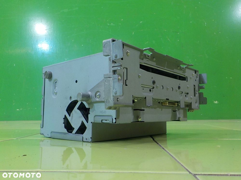 MERCEDES A W176 15r HB 5D radio A2469008214 A2469011305 A2129020710 - 2