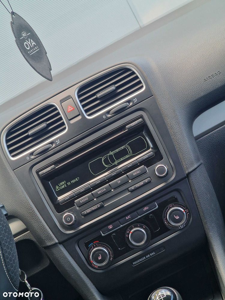 Volkswagen Golf - 8