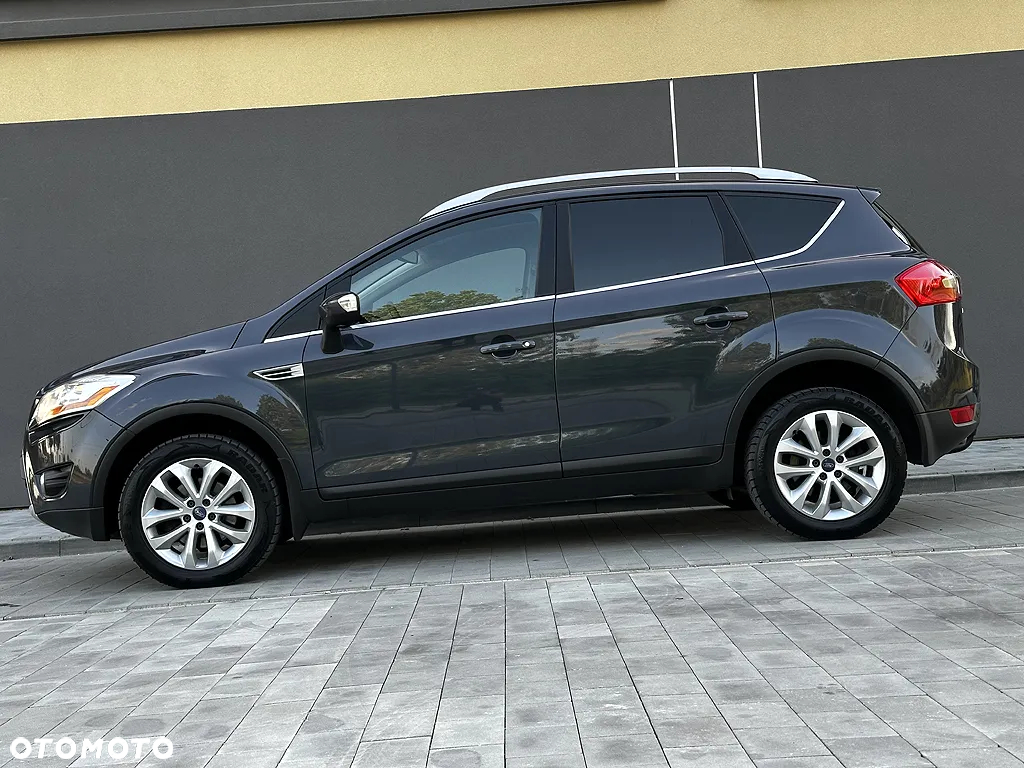 Ford Kuga 2.0 TDCi 4x4 Titanium - 29