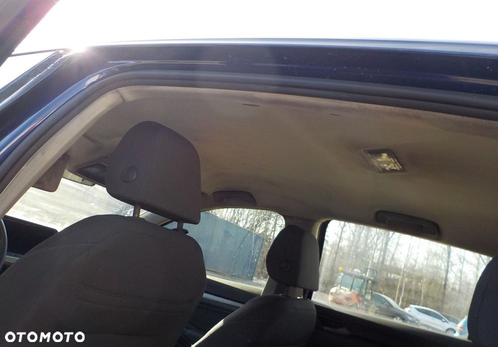 Volkswagen Golf - 33