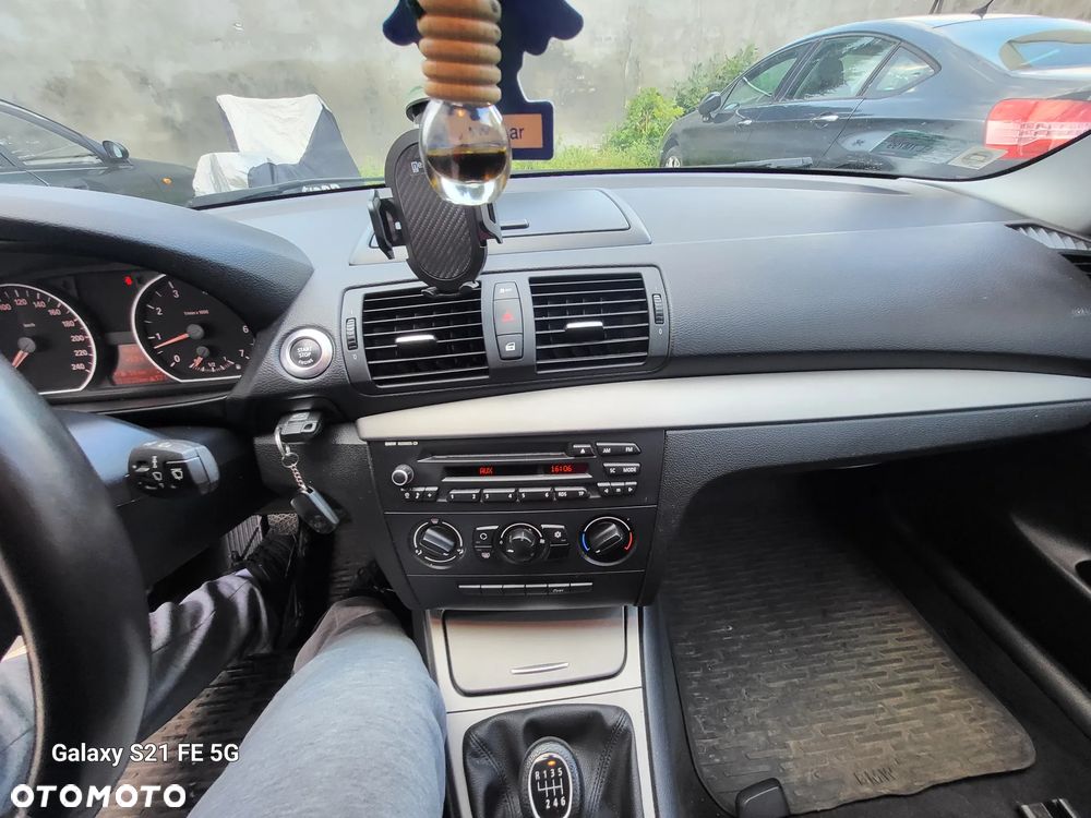 BMW Seria 1 116i - 6