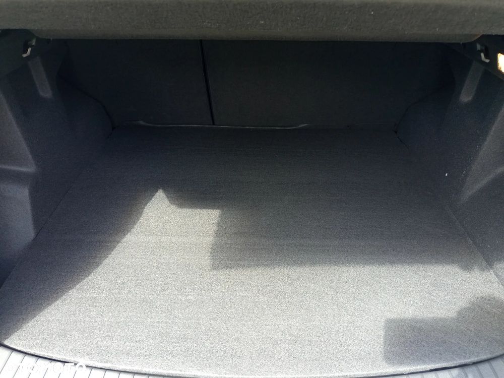 Dacia Duster 1.8 Full Hybrid 155 Journey MMT - 19