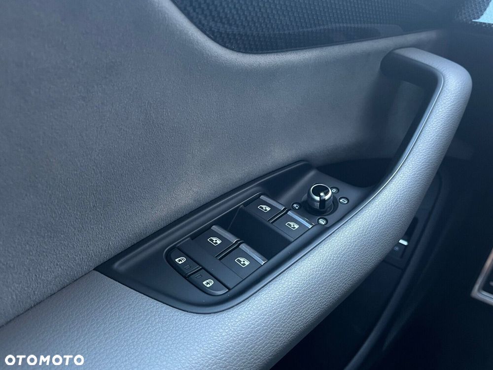 Audi Q7 55 TFSI mHEV Quattro S Line Tiptr - 32