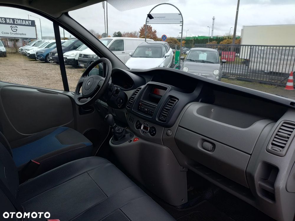 Renault Trafic - 11