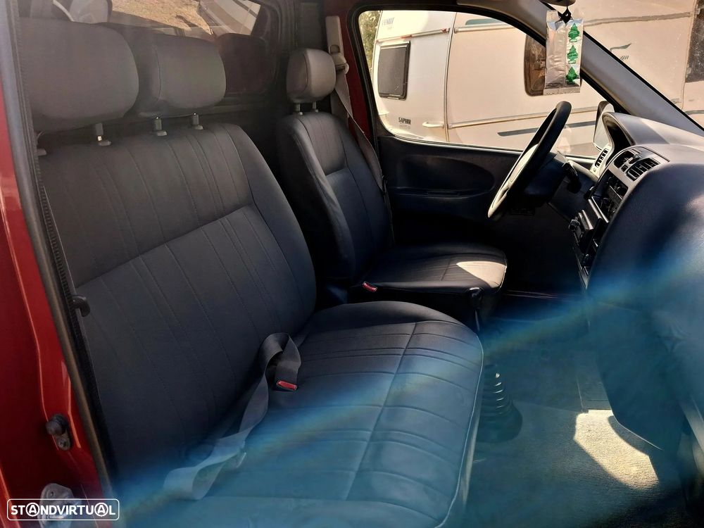 Toyota HiAce 2.4 D LXH12LB - 14