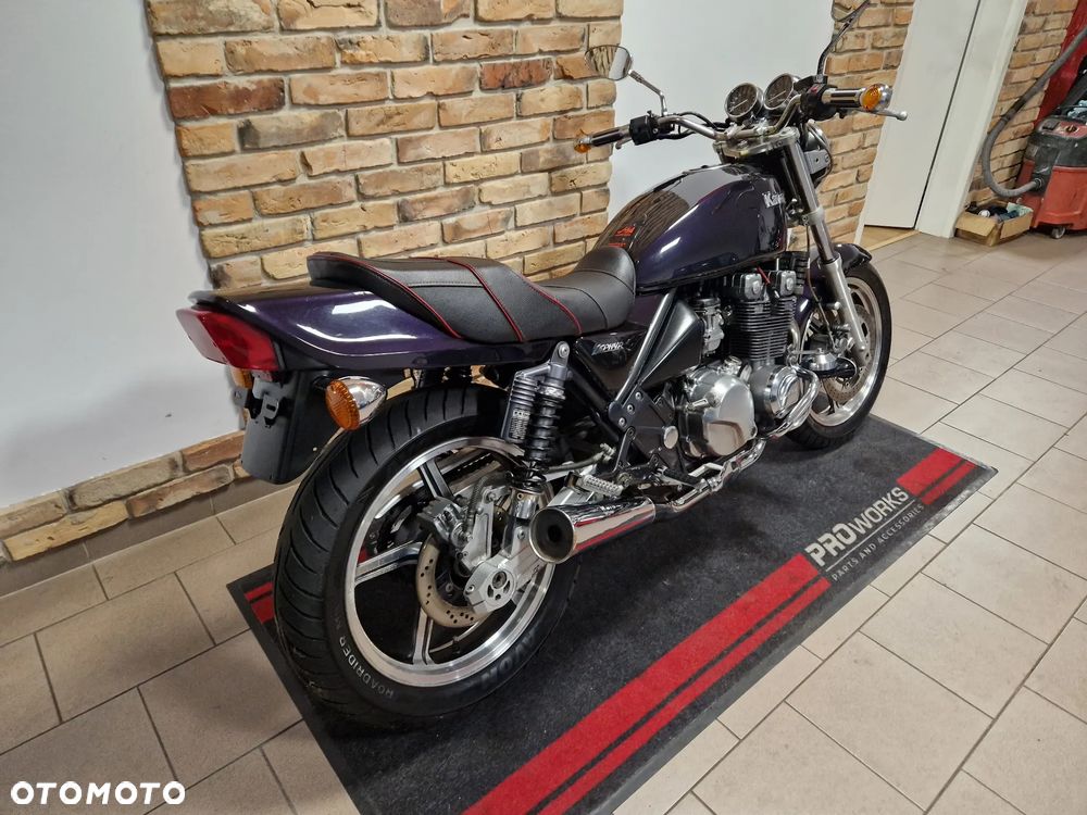 Kawasaki Zephyr - 4