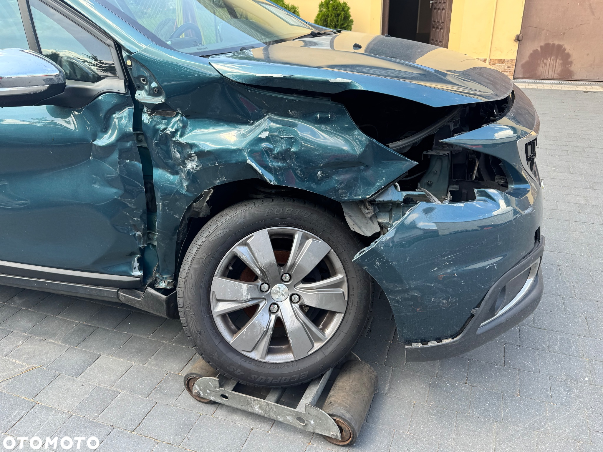 Peugeot 2008 PureTech 100 Active - 4