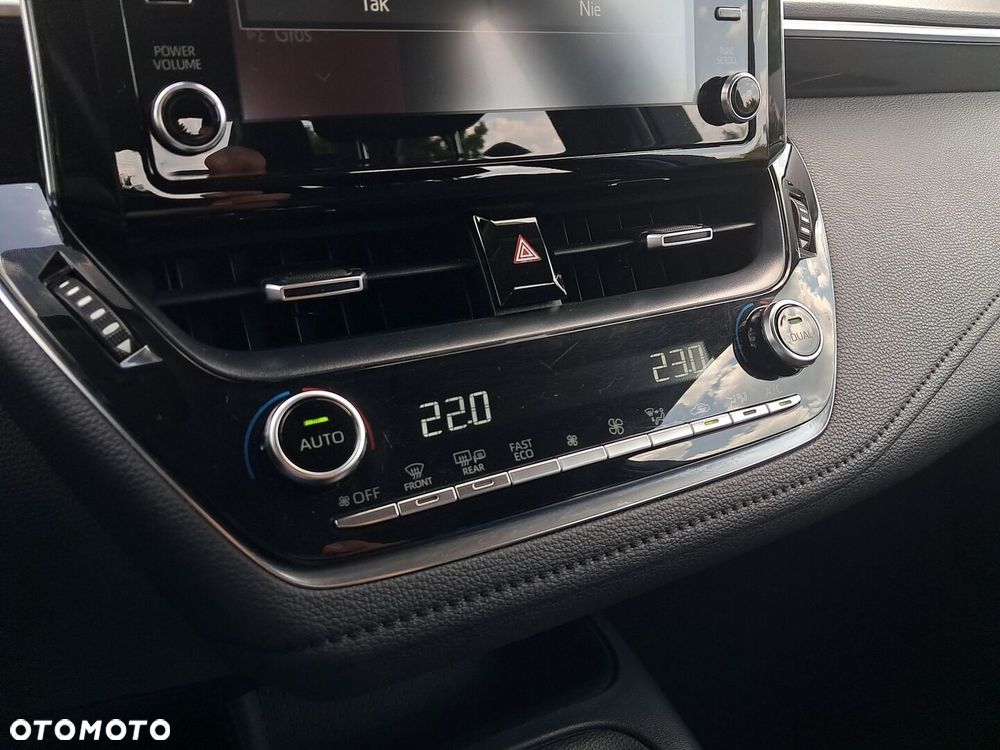 Toyota Corolla - 21