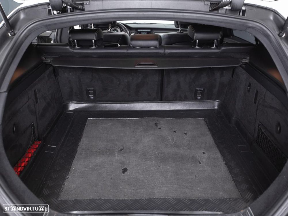 Mercedes-Benz CLS 250 — fotografia 13