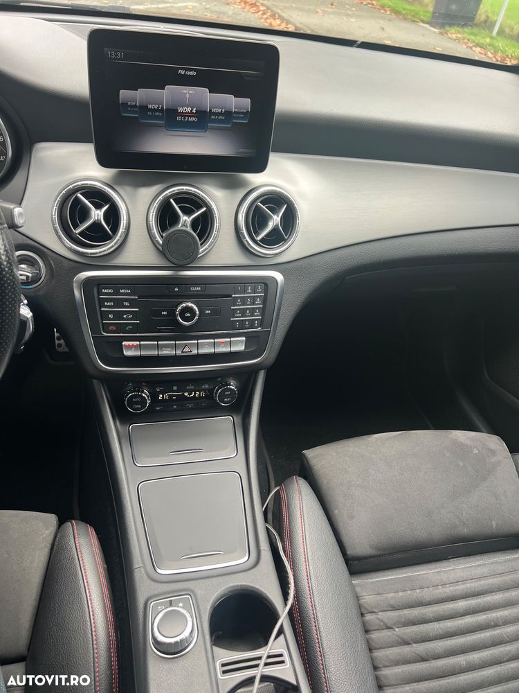 Mercedes-Benz CLA 220 - 5