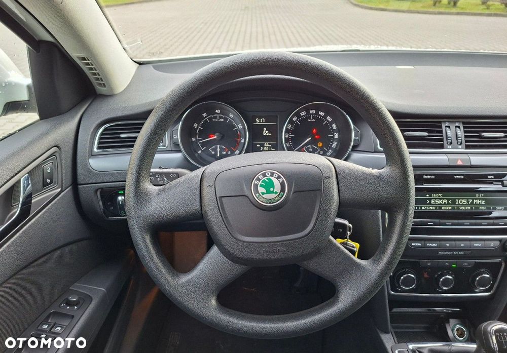 Skoda Superb - 25