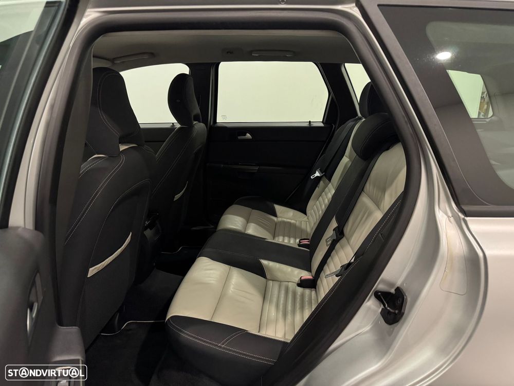 Volvo V50 1.6 D Drive R-Design Start/Stop - 32