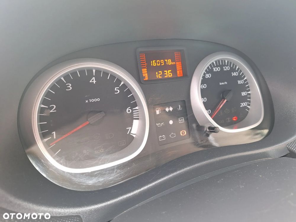 Dacia Duster 1.6 - 21