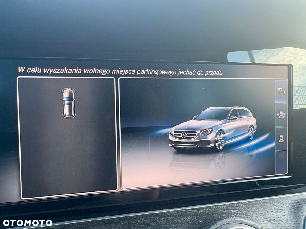Mercedes-Benz Klasa E 400 4Matic 9G-TRONIC Avantgarde - 27