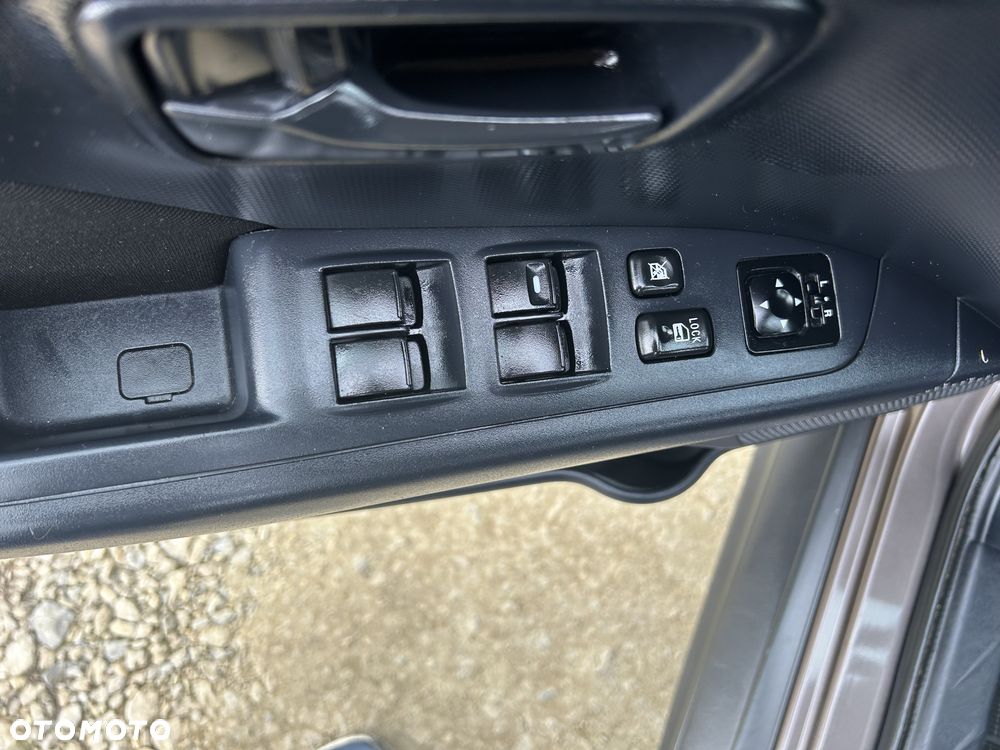 Mitsubishi Outlander 2.0 Intense + 2WD EU5 - 19