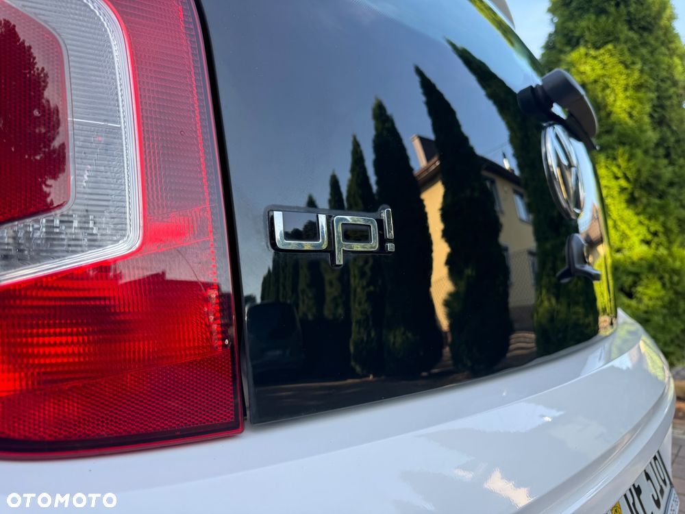 Volkswagen up! white - 12