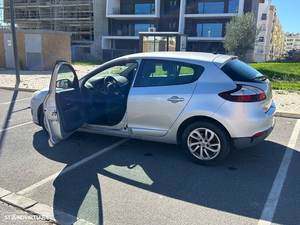 Renault Mégane 1.5 dCi Limited SS - 6