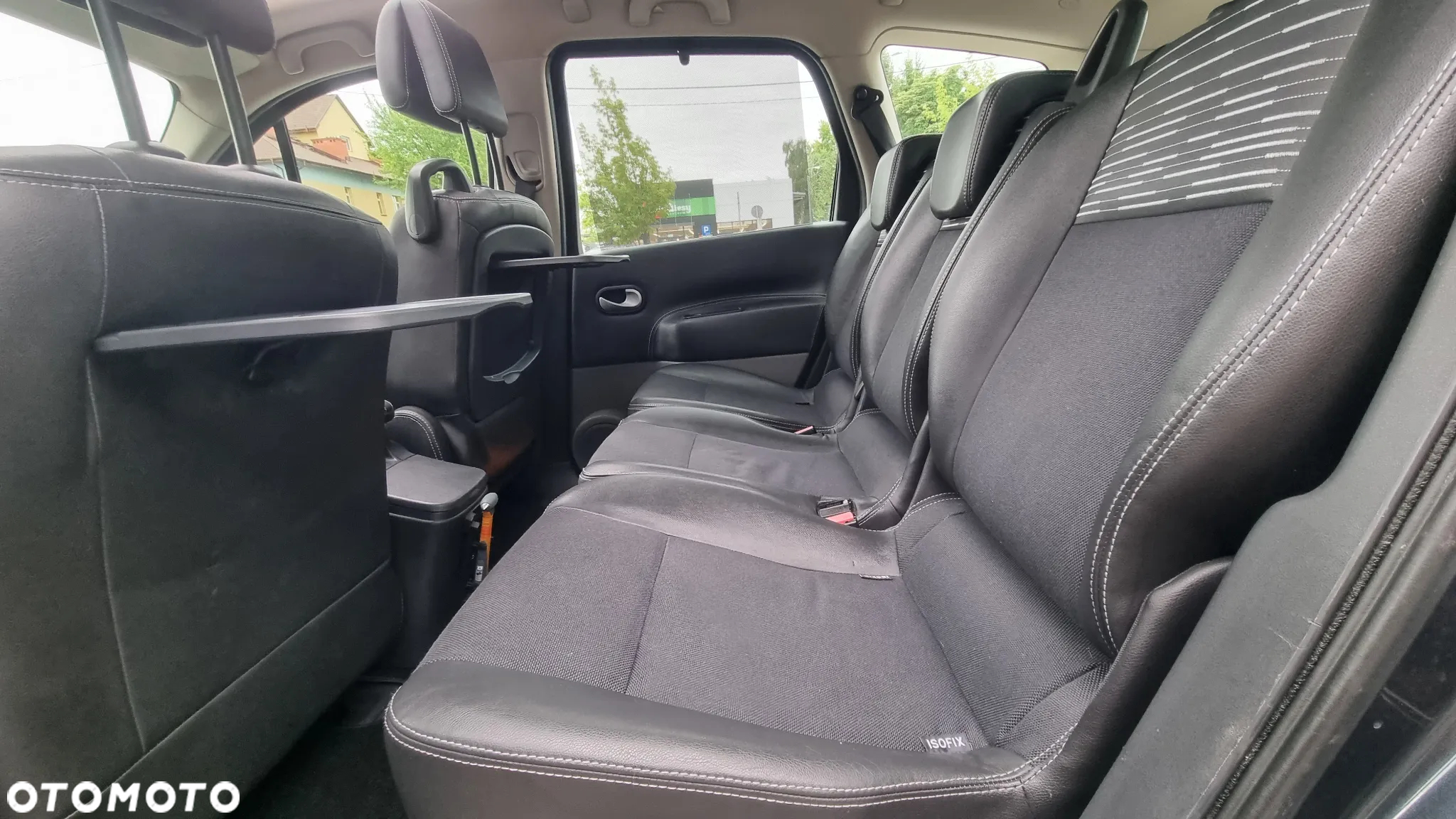 Renault Grand Scenic 2.0 16V Privilege - 25