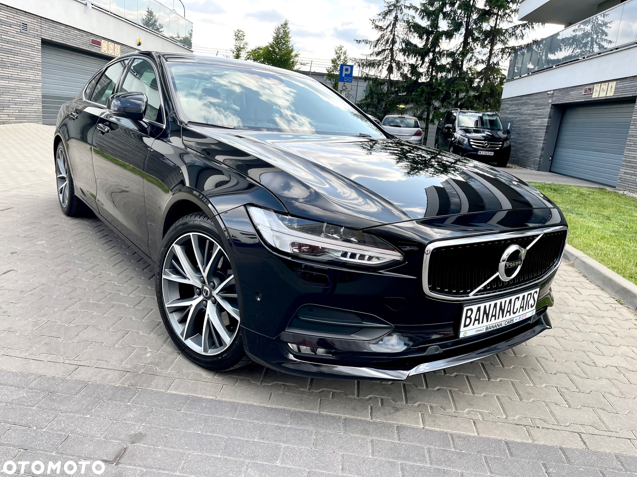 Volvo S90 - 17