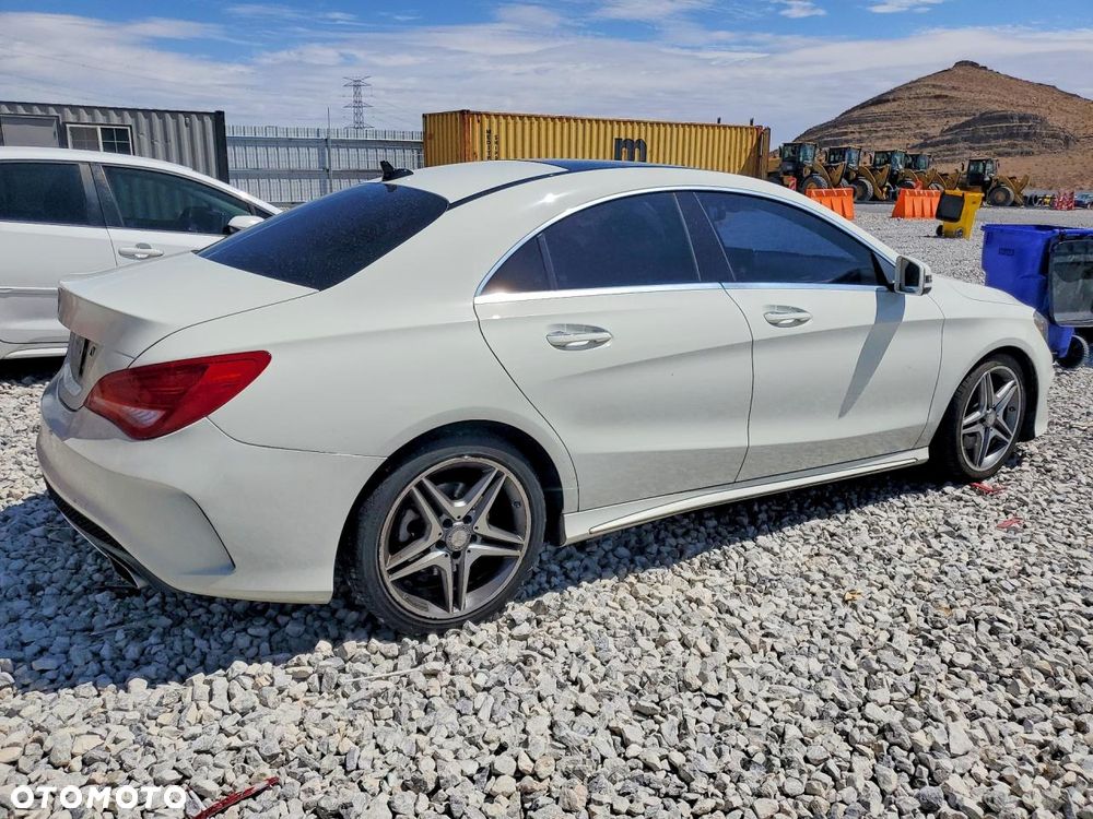 Mercedes-Benz CLA - 4