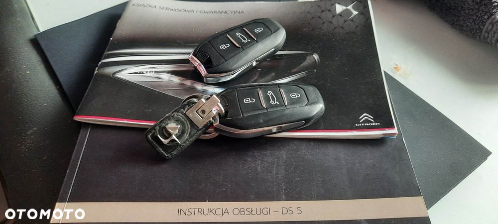 DS Automobiles DS 5 - 12