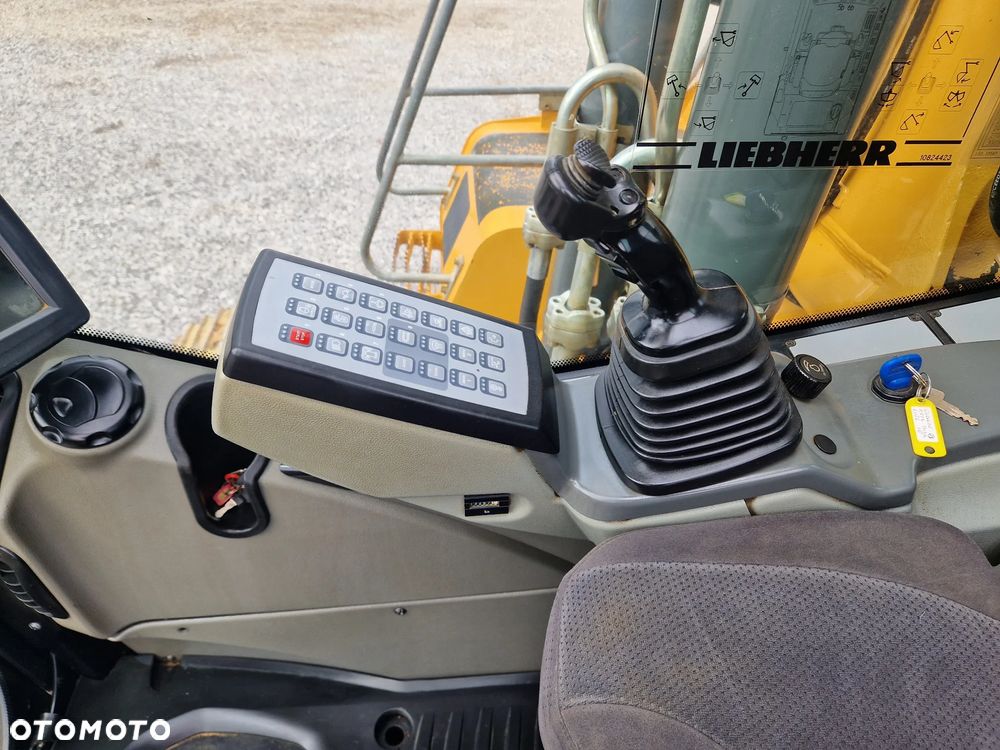 Liebherr R922 LC LITRONIC - 25