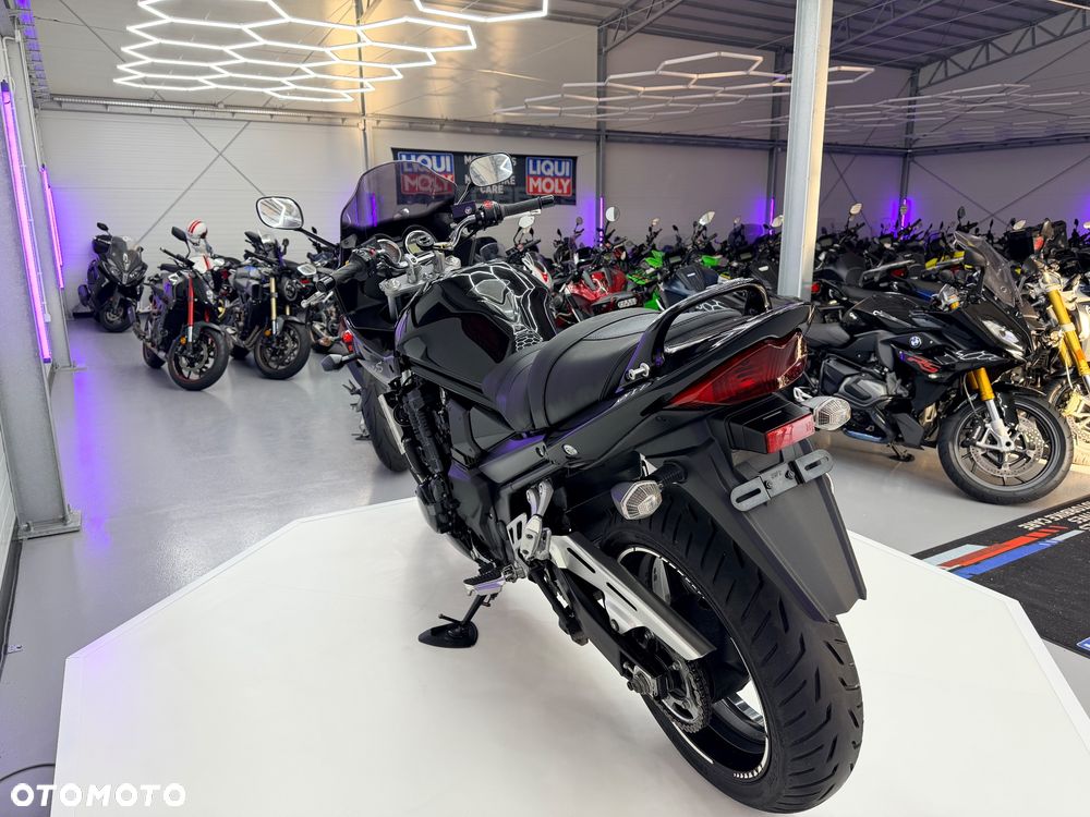 Suzuki Bandit - 35