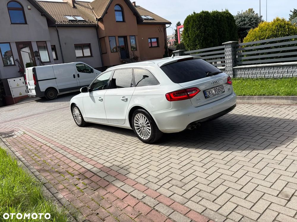 Audi A4 Avant 2014 photo 5