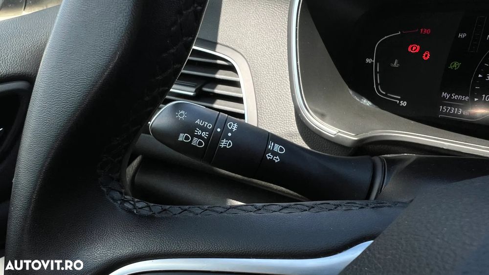 Renault Megane TCE 140 EDC Techno - 21