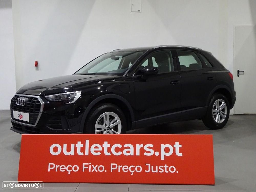 Audi Q3 45 TFSIe S tronic - 1