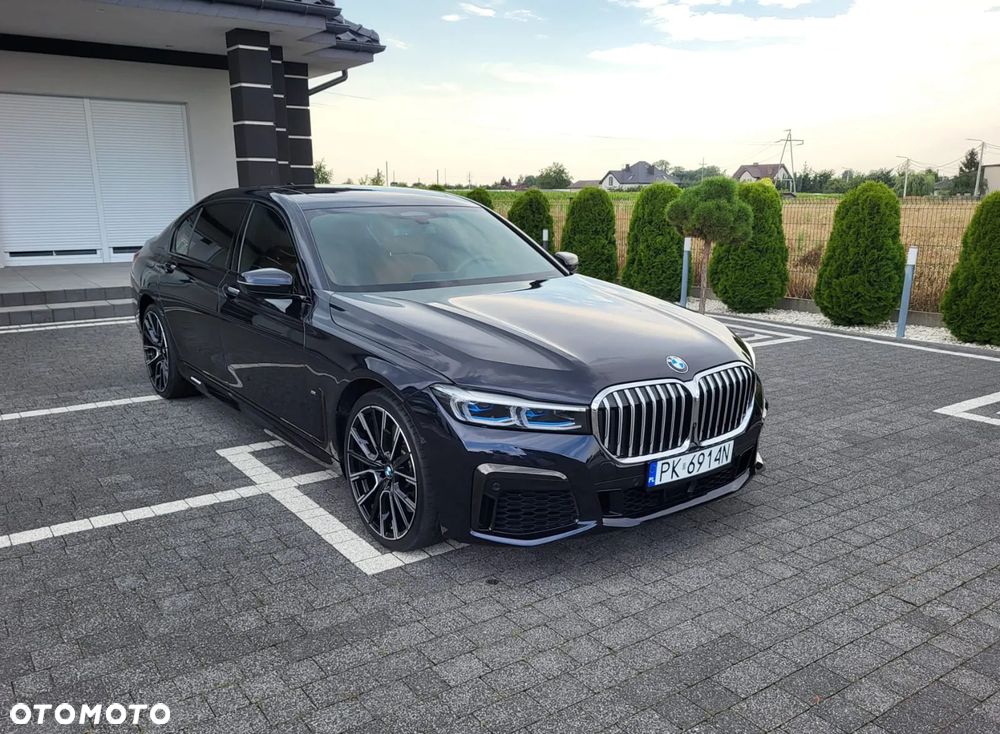 BMW Seria 7 750i xDrive - 2