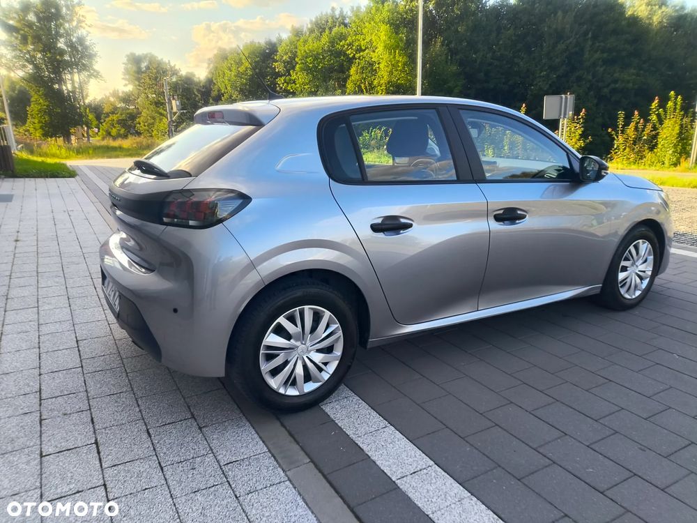 Peugeot 208 - 6