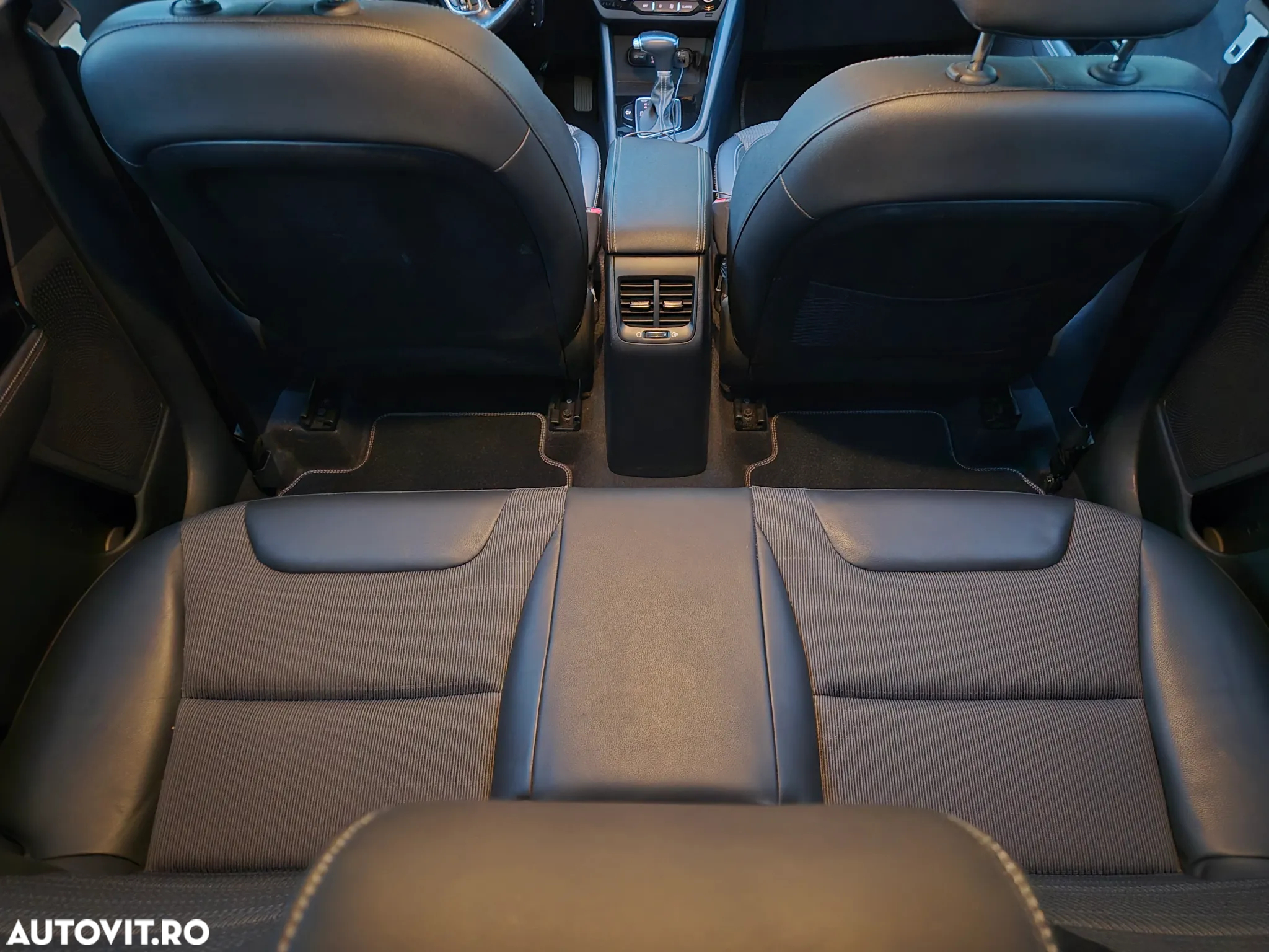 Kia Niro 1.6 GDI 2WD Aut. Spirit - 11