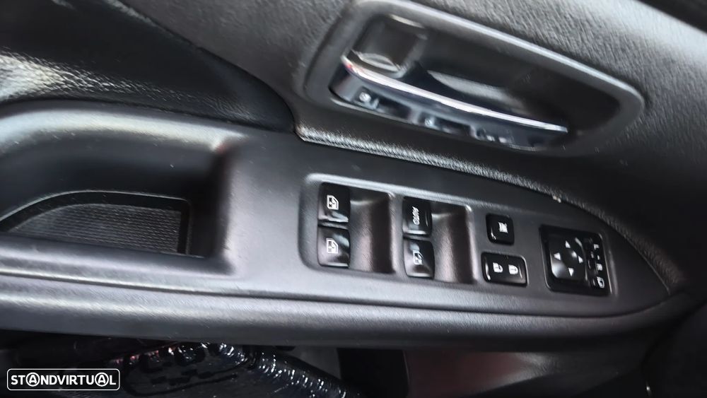 Mitsubishi Outlander 2.2 DI-D Intense Black Edition - 17