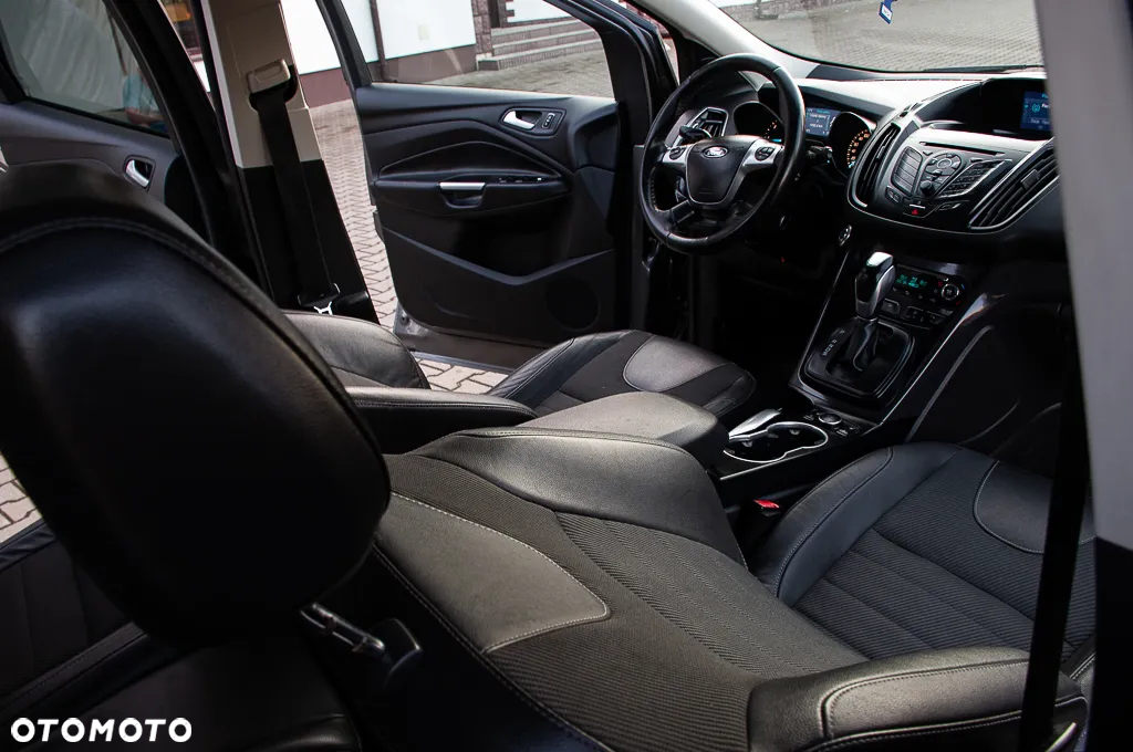 Ford Kuga 2.0 TDCi 4x4 Individual - 29