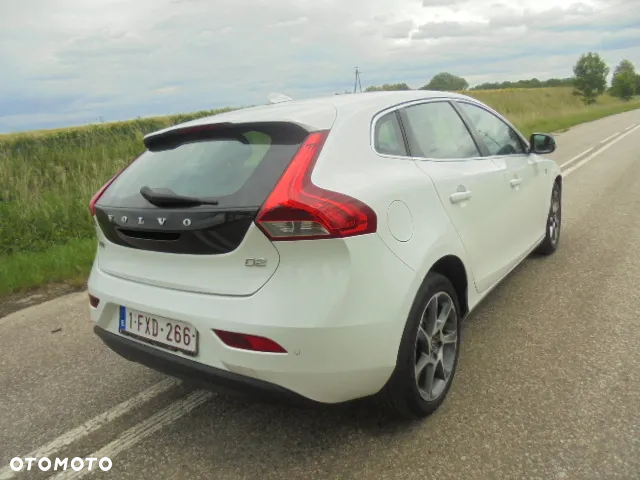 Volvo V40 D2 Drive-E Ocean Race - 16