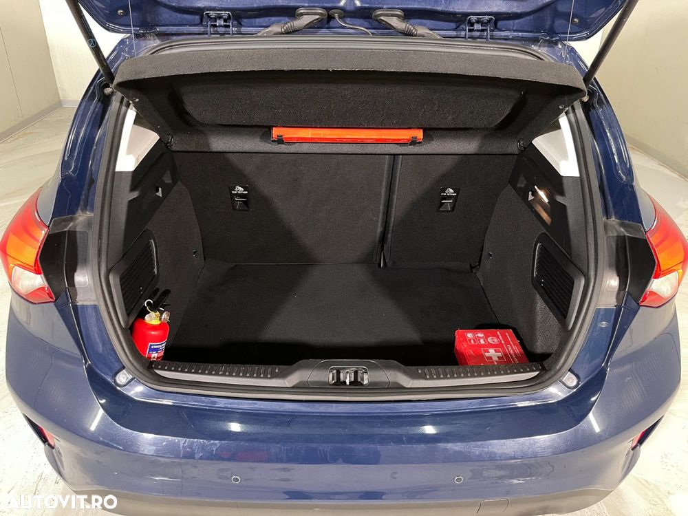 Ford Focus 1.5 EcoBlue Connected - 12
