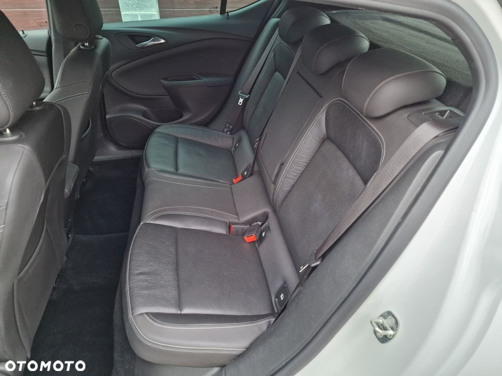 Opel Astra 1.6 D Start/Stop Automatik Innovation - 22