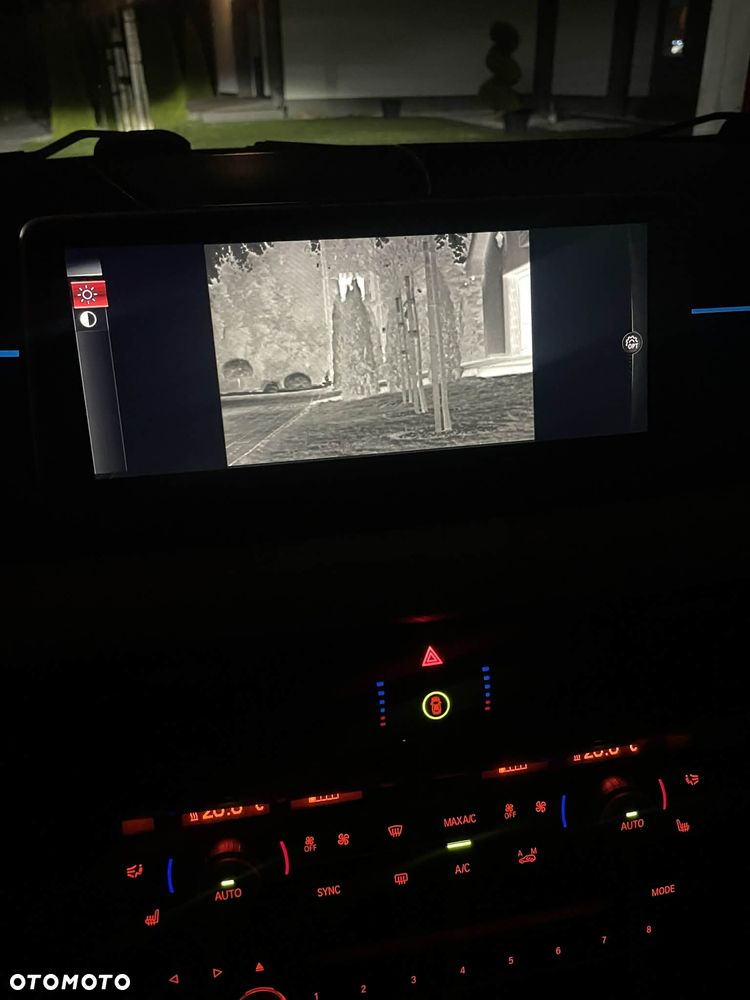 BMW X5 xDrive30d - 23