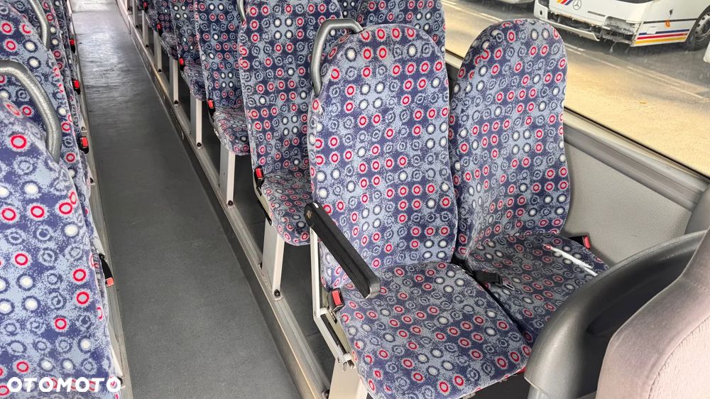 MAN REGIO / Euro 4 /63miejsca/ mały przebieg/ CENA:78000zł Netto - 12