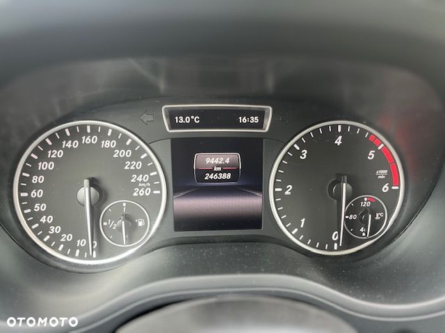 Mercedes-Benz Klasa B 180 d BlueEFFICIENCY Edition Style - 22