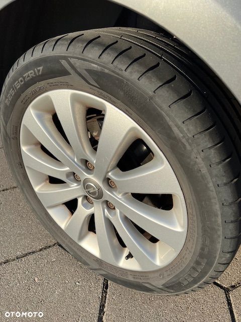Opel Astra 1.6 T Cosmo - 5