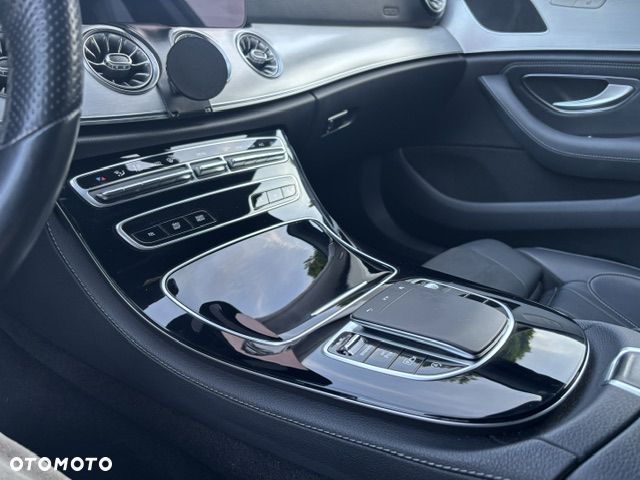 Mercedes-Benz CLS - 10